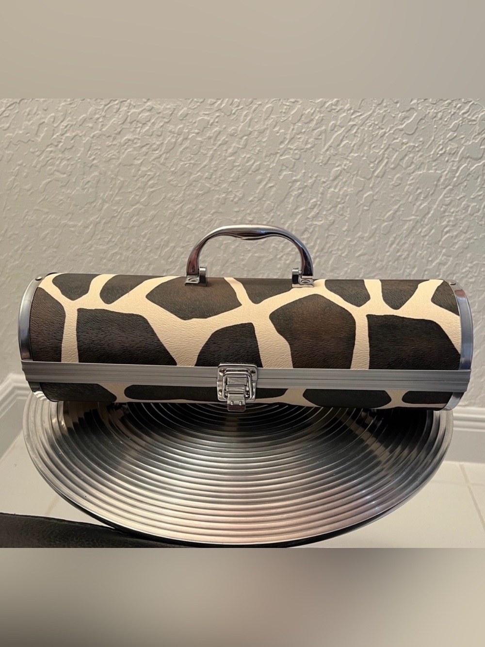 Wine Carrier Cylinder Giraffe Print Carry Case